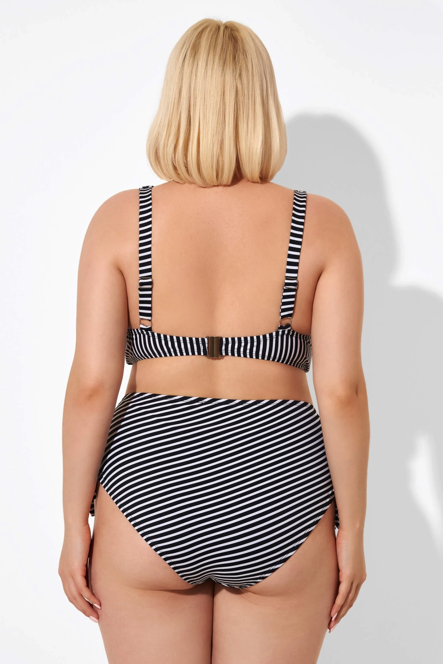 Black Stripes Knot Front Underwire Bikini Top - Image 3