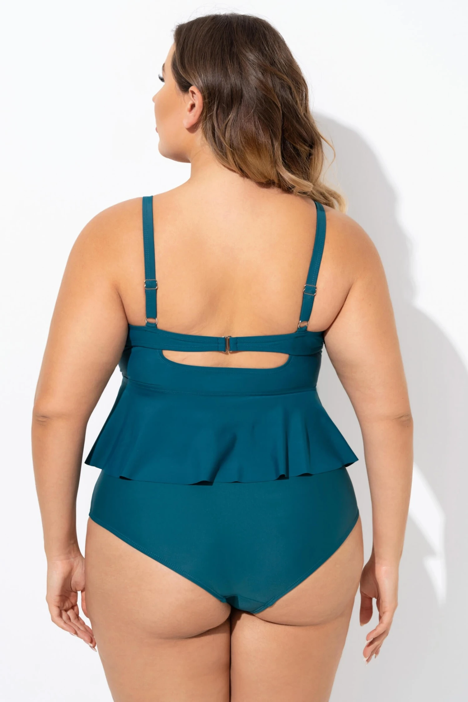 Green Ruched Hem Sweetheart Neckline Underwire Tankini Top - Image 2