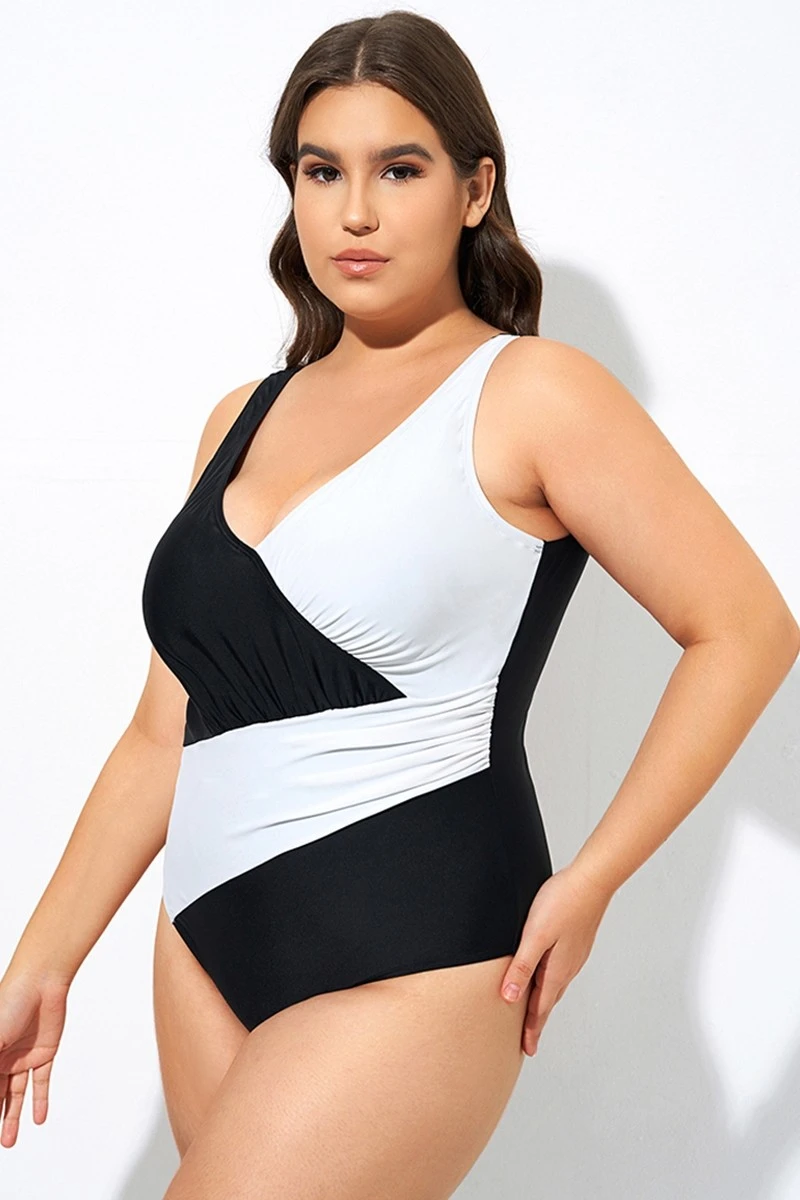 Black And White Plunge V-neckline One Piece Swimsuit - Image 5