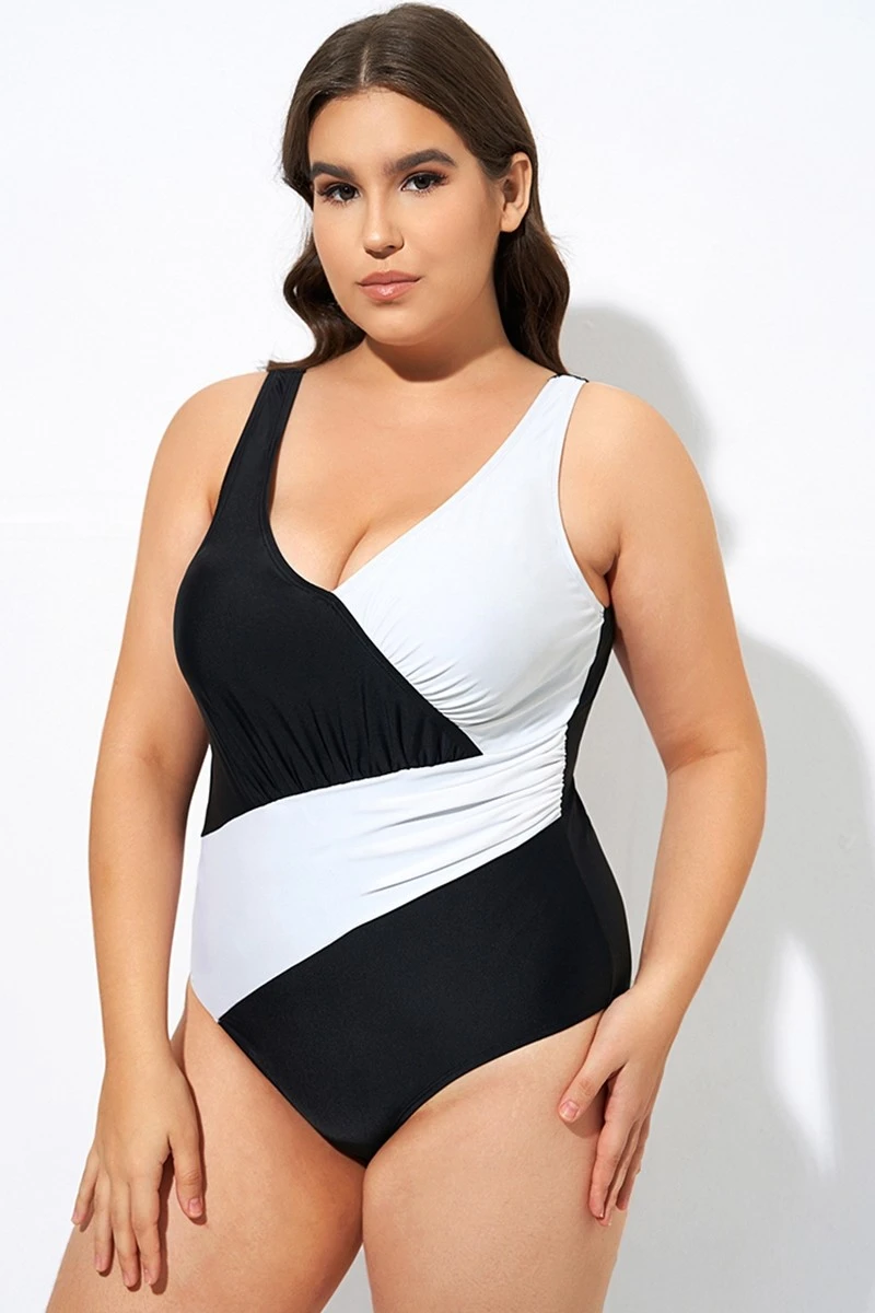 Black And White Plunge V-neckline One Piece Swimsuit - Image 6